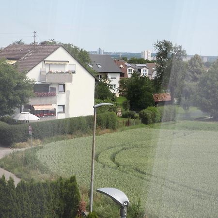 Moderne 2 Zimmer Wohnung In Leinfelden In Hervorragender Lage Und Infrastruktur Bagian luar foto
